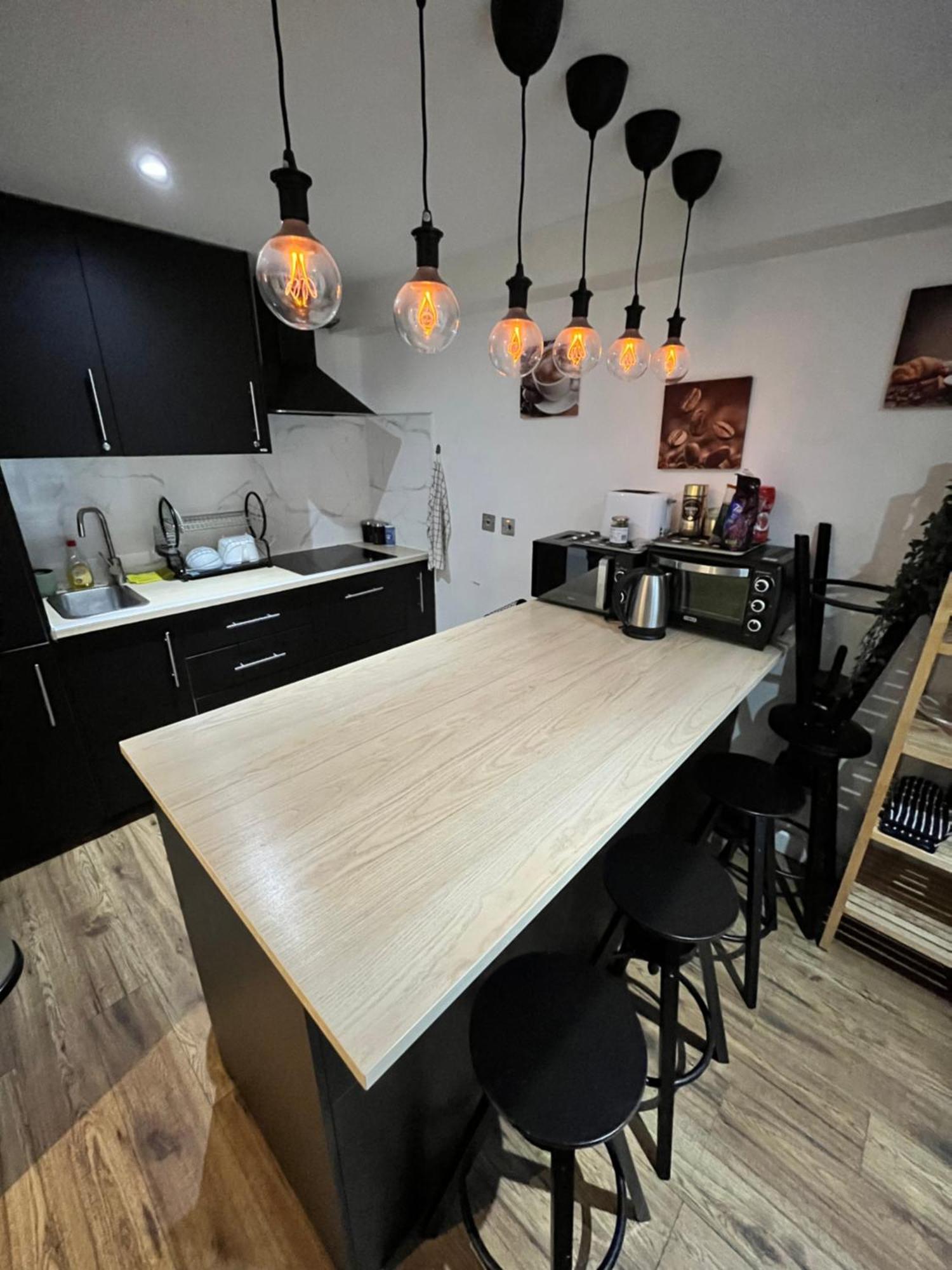 Kamilla'S Rooms London Zone-1 Экстерьер фото